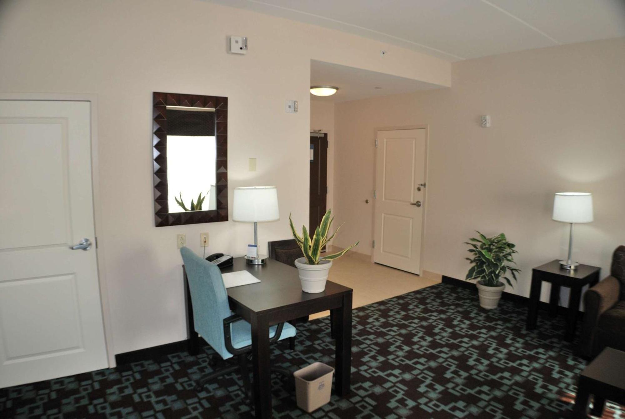 Hampton Inn & Suites Nashville at Opryland Eksteriør bilde