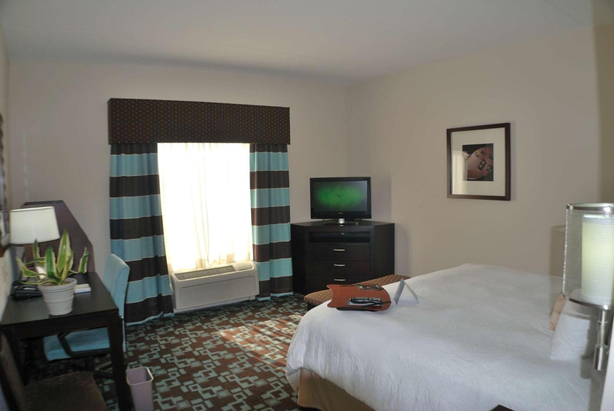 Hampton Inn & Suites Nashville at Opryland Eksteriør bilde