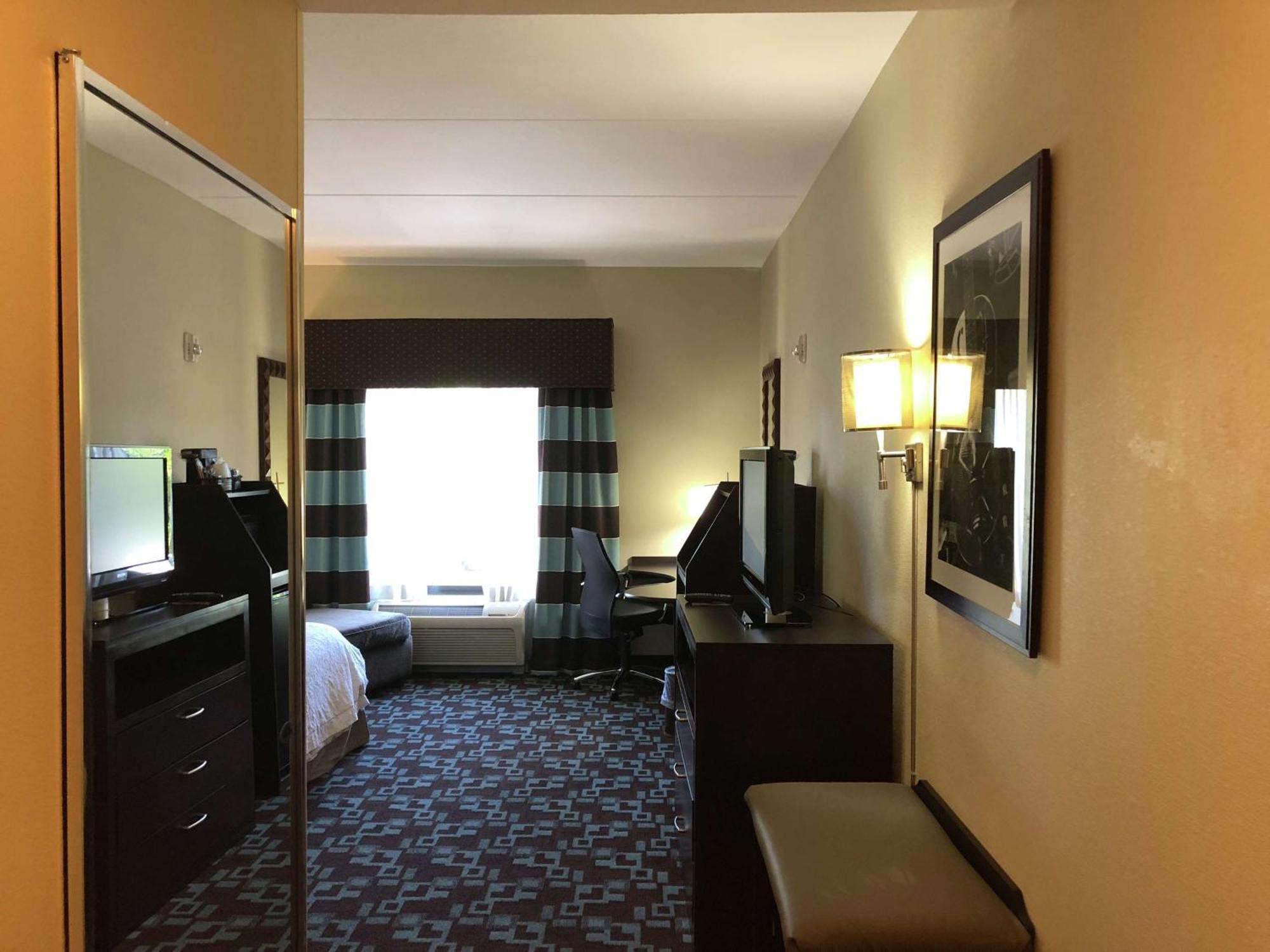 Hampton Inn & Suites Nashville at Opryland Eksteriør bilde